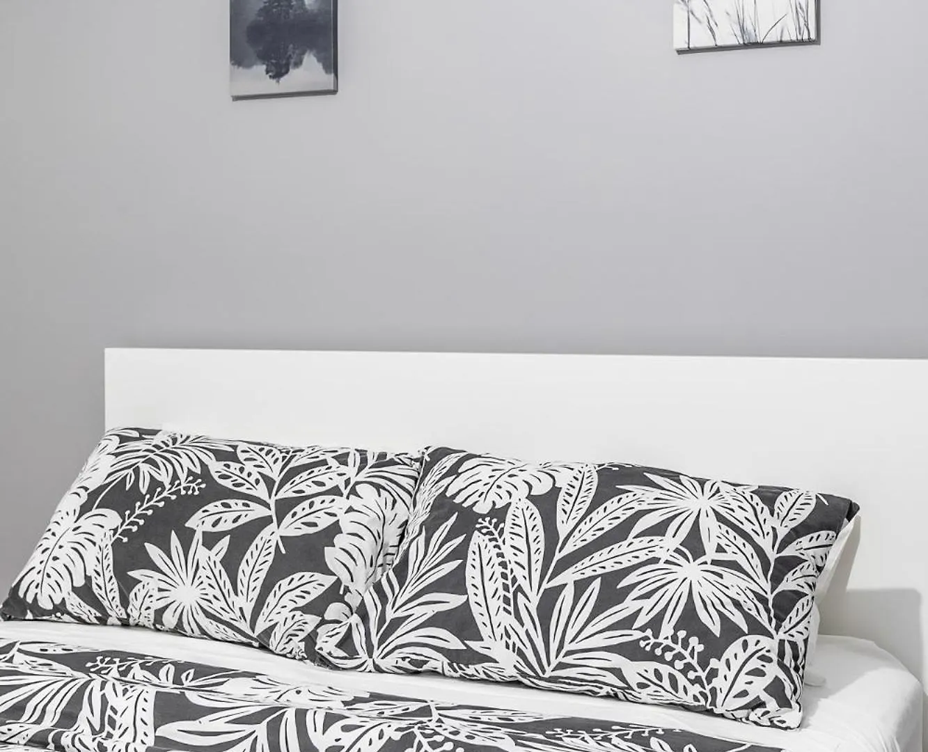 Pet-Friendly 6-Guest Capacity Apt On Ossington Ave Apartment Toronto